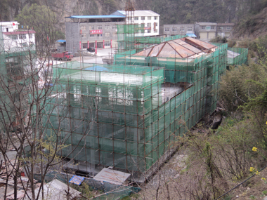 2011年4月的工程進度 - 耿達鄉衛生院