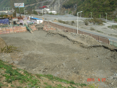 2011年4月的工程進度 - 臥龍中心醫院
