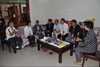 立法會議員探訪都江堰向峨鄉其中一條鄉村的地震災民。
