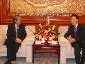 The Financial Secretary, Mr John C Tsang, meets the Vice Governor of Sichuan Province, Mr Wei Hong, during his visit to Chengdu today (April 18).